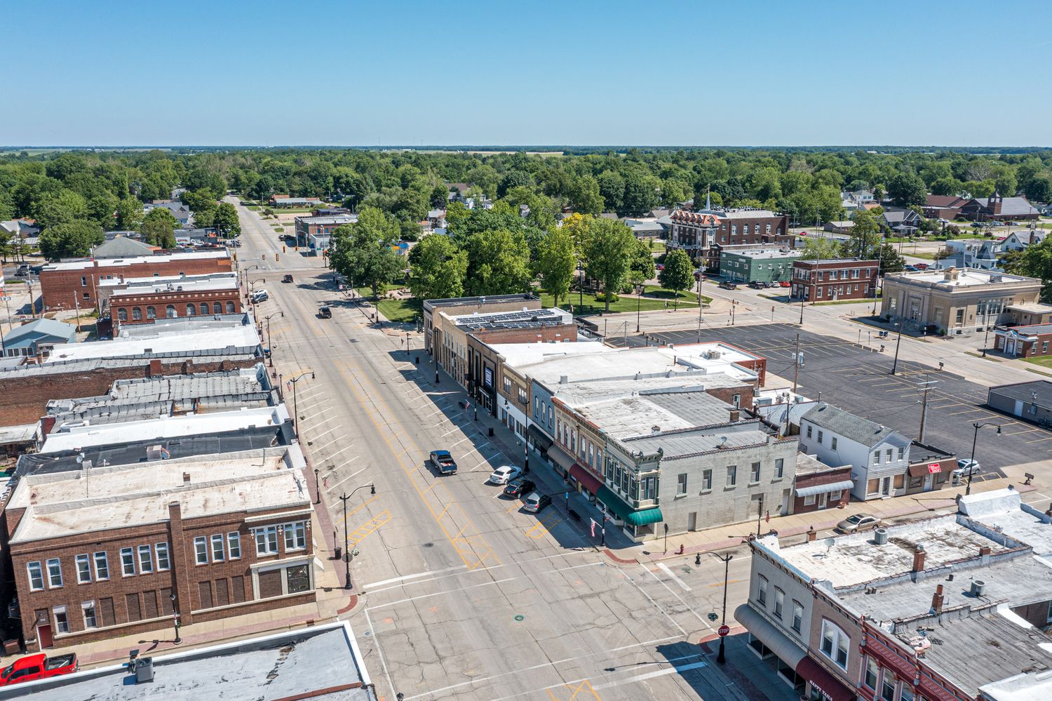 308 N State St, Litchfield, IL 62056